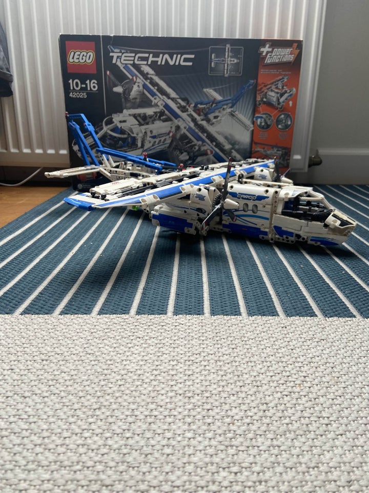 Lego Technic, 42025