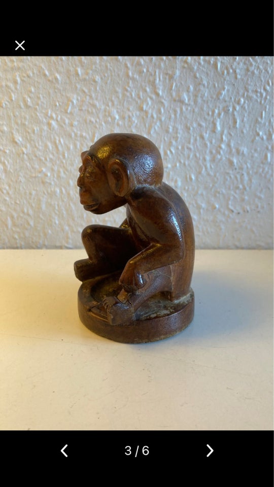 Kunst træskulptur abe chimpanse