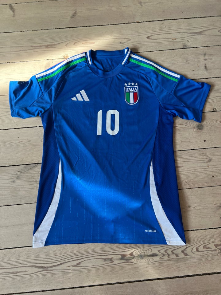 Fodboldtrøje, Italien, Adidas