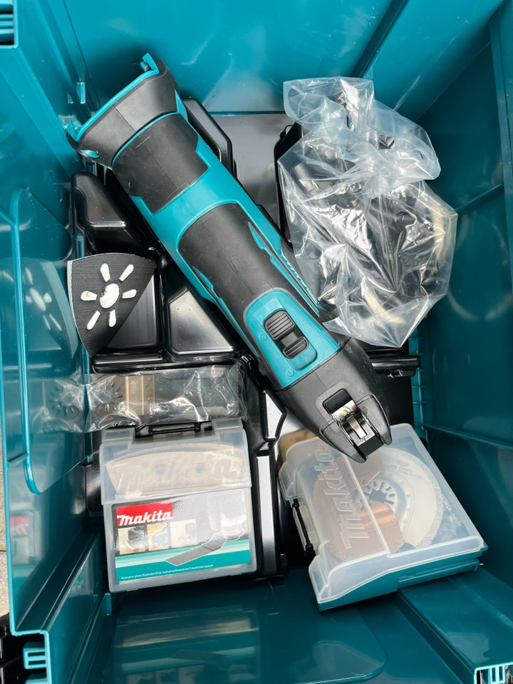 Multi-Cutter Makita