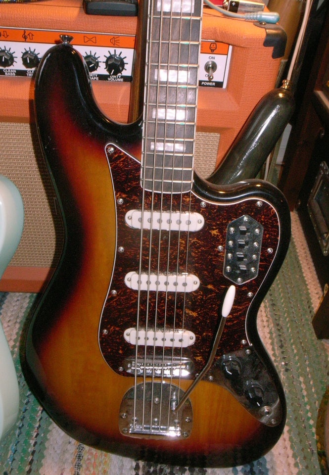 Elbas, Squier Fender VI bass