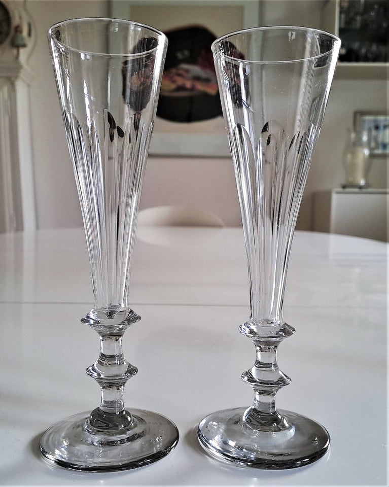 2 danske champagneglas 1853-1870