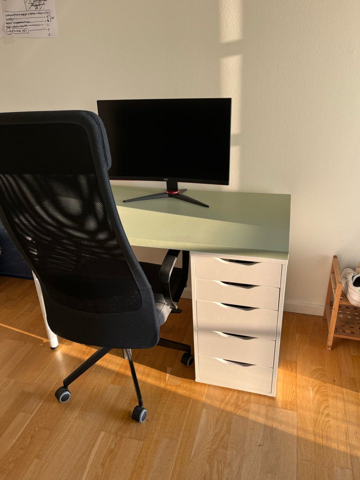 Skrive-/computerbord IKEA b: