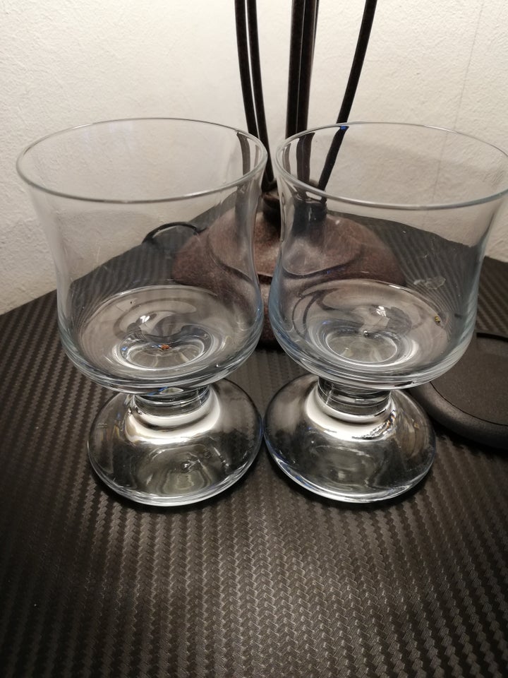 Glas, 2 skibsglas fra Holmegård