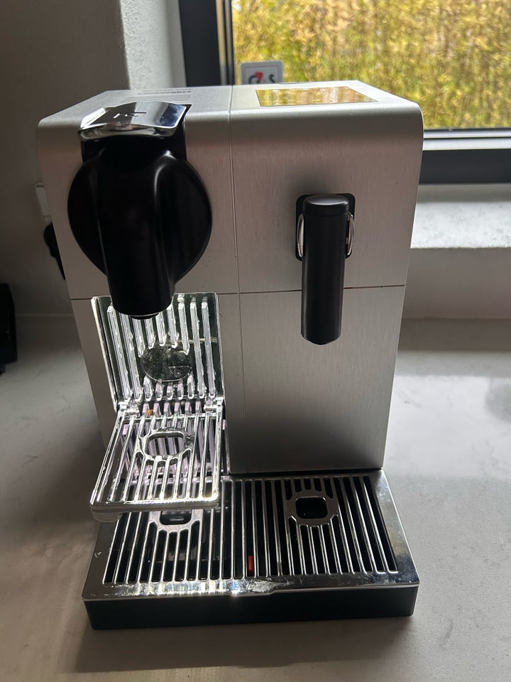 Nespresso Lattissima Pro,