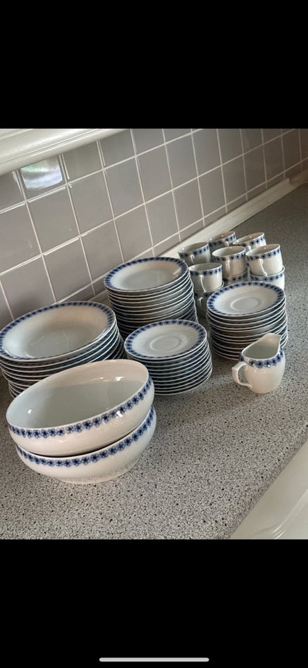 Porcelæn, Fade, tallerkener osv.