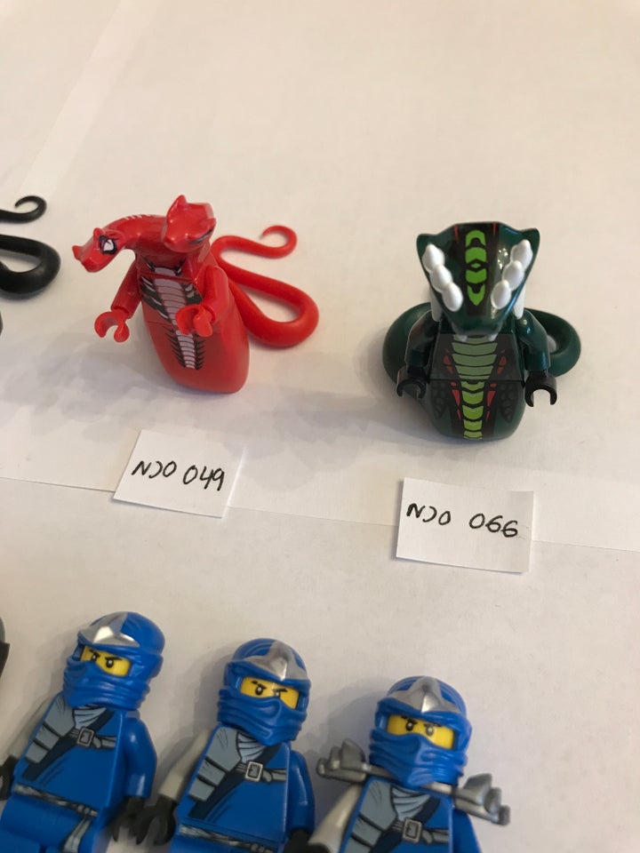 Lego Ninjago Diverse minifigurer