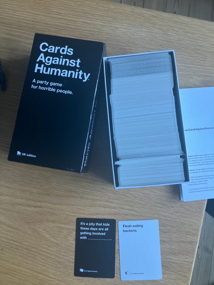 Spil, Kortspil cards against