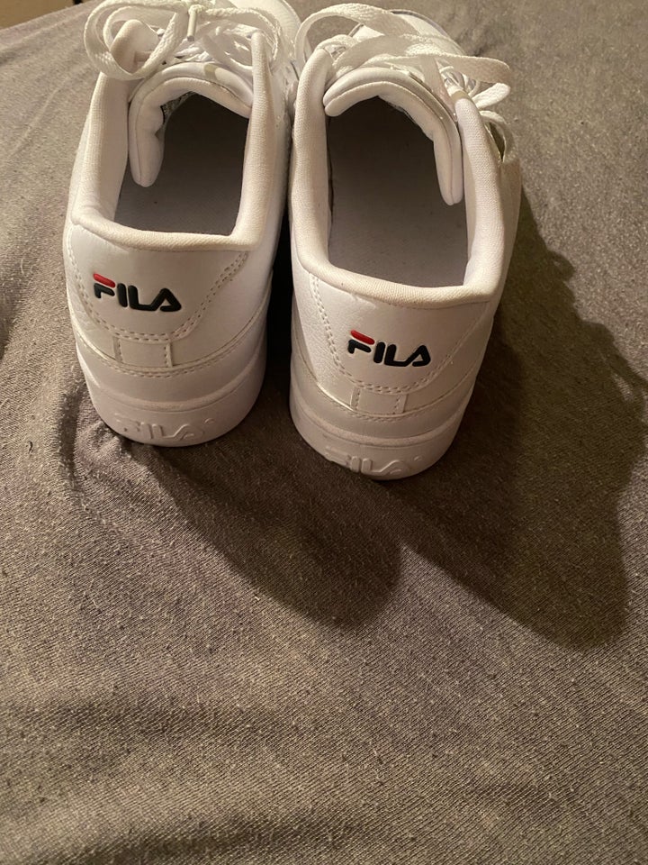 Sneakers, FILA, str. 44