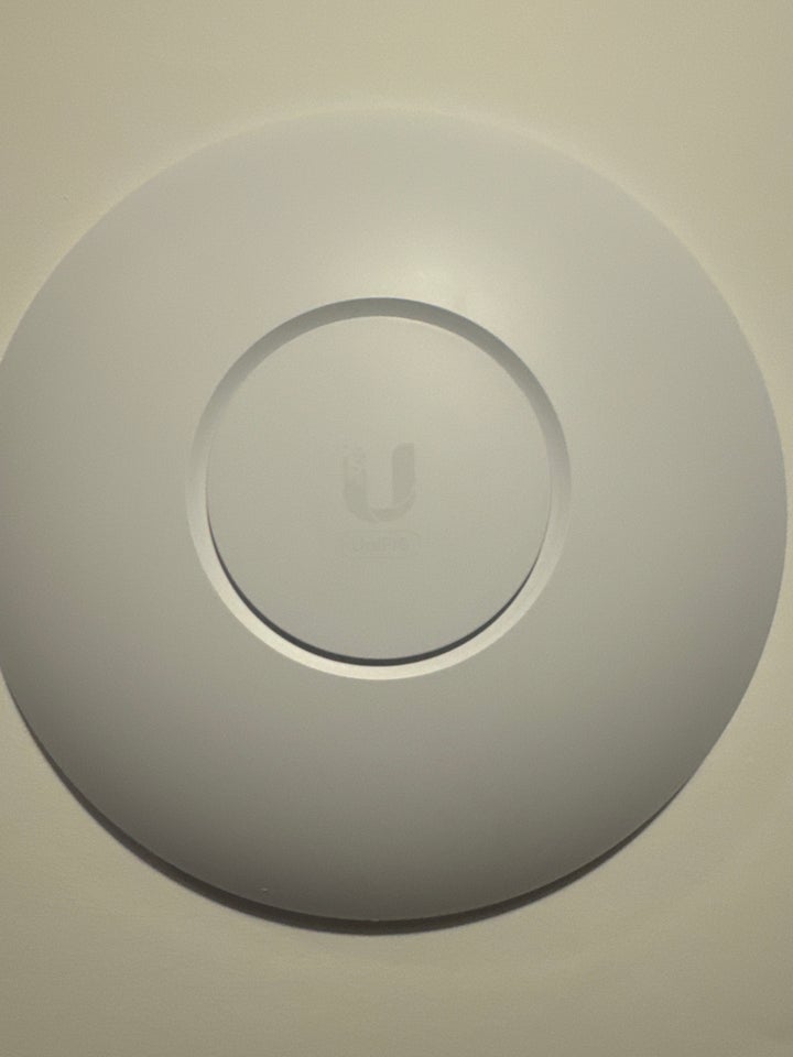 Access point, wireless, Ubiquiti