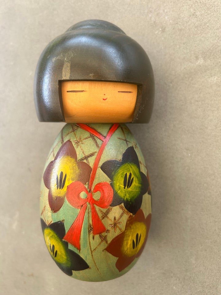 Yuji Kawase Kokeshi dukke i træ og