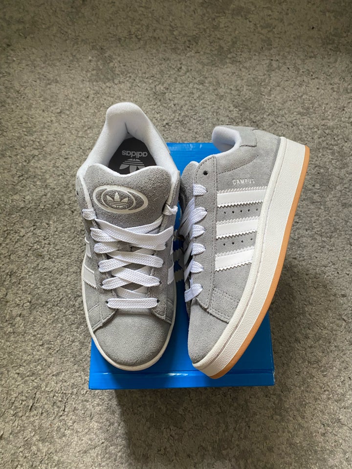 Sneakers, str. 37,5, Adidas