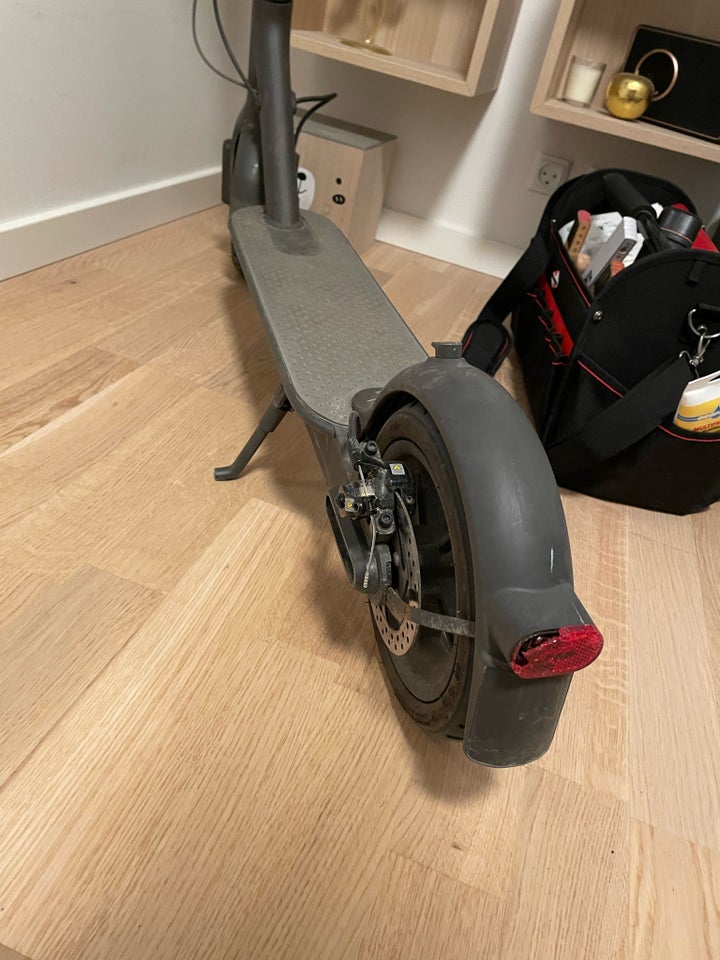 El-løbehjul, Mi Electric scooter