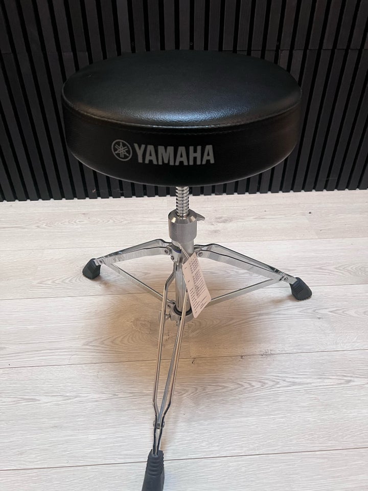 Andet, Yamaha DS-840 Drum Throne