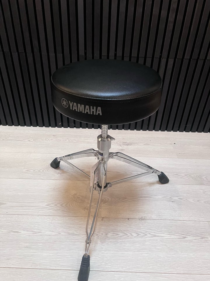 Andet, Yamaha DS-840 Drum Throne