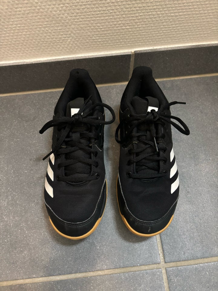 Sportssko str 36 Adidas