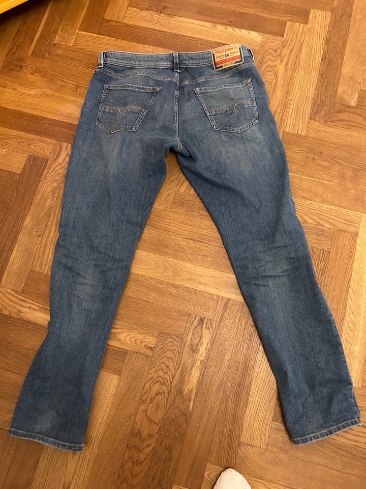 Jeans, Diesel, str. 34