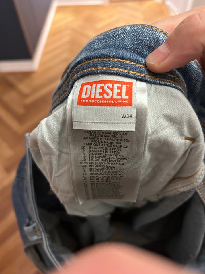 Jeans, Diesel, str. 34