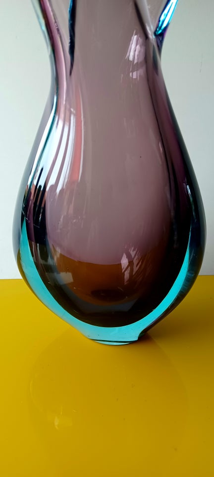 Glas, Smuk flerfarvet Murano vase,