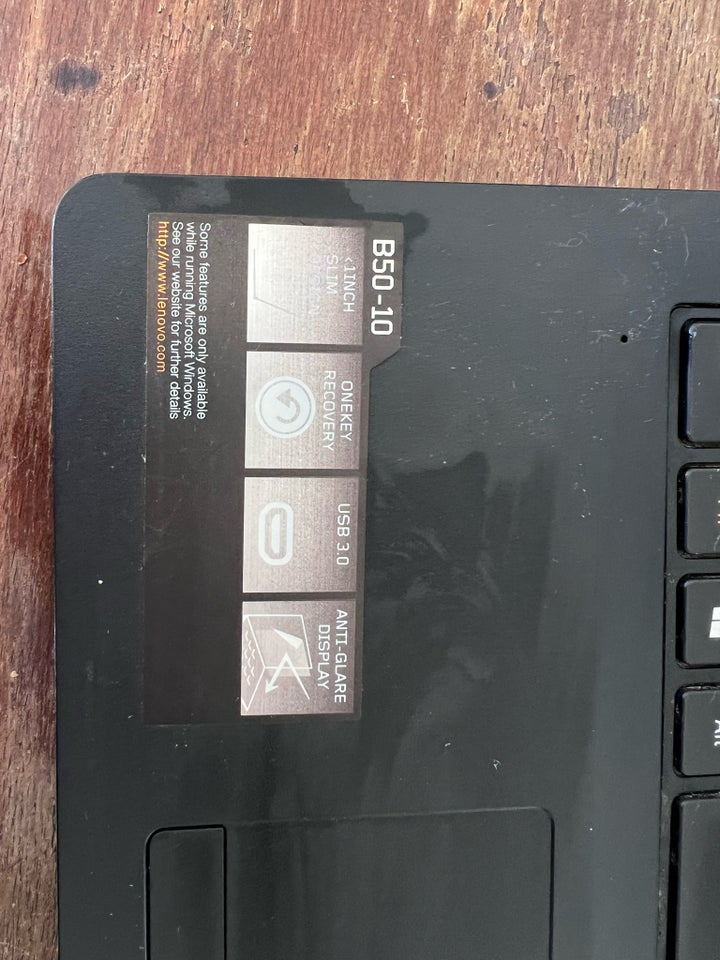 Lenovo B50-10 80QR, God