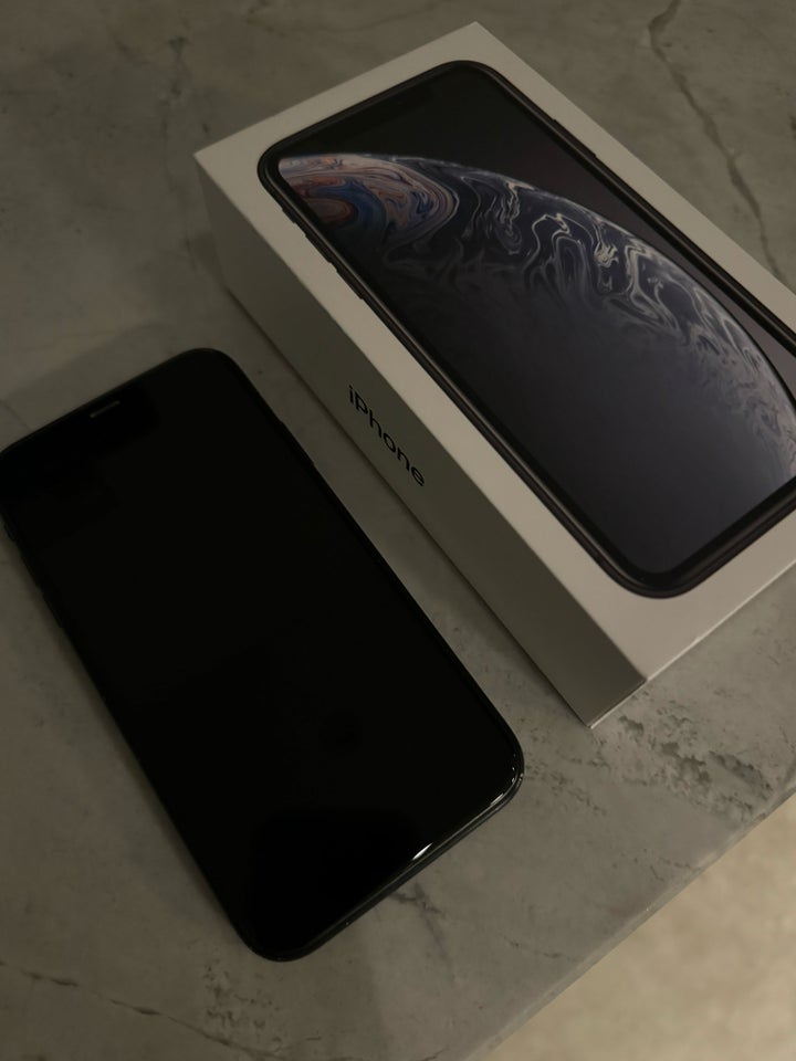 iPhone XR 64 GB sort