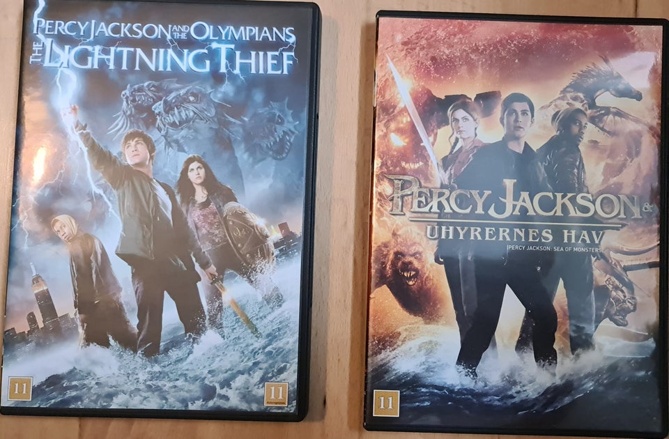 Jeg sælger disse 2 Percy Jackson