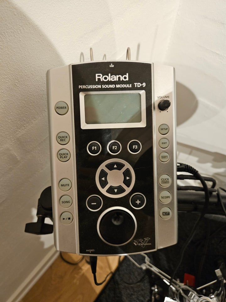 Trommesæt, Roland TD-9