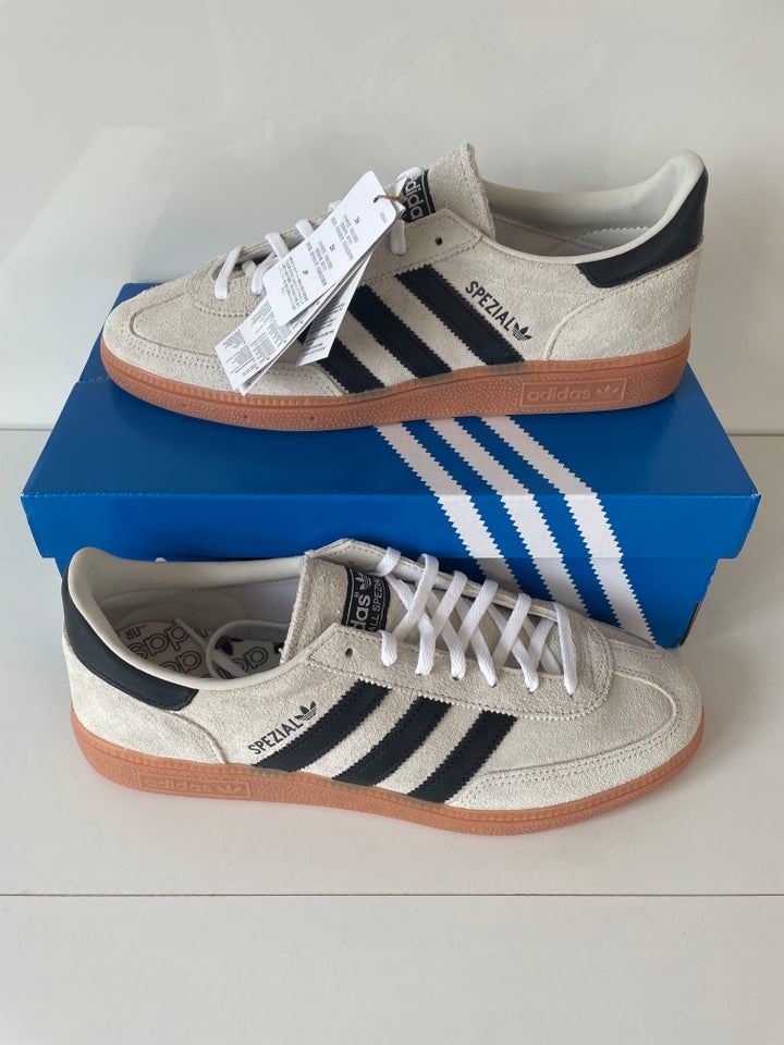 Sneakers, str. 37, Adidas