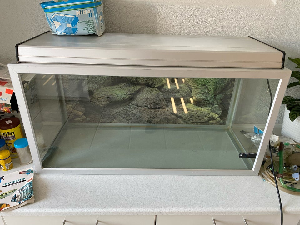 Akvarium 200 liter b: 100 d: 40 h: