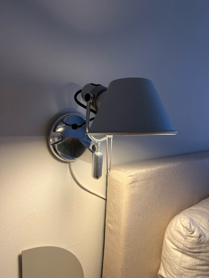 Artemide, Artemide Tolomeo