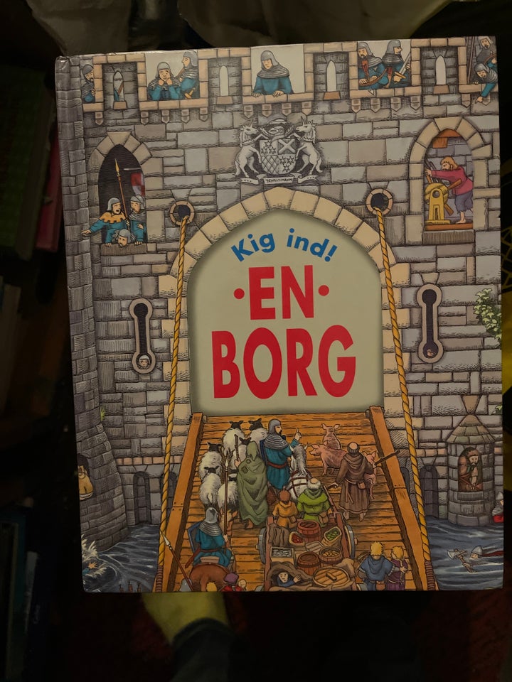 Kig ind en borg Brian Lee genre: