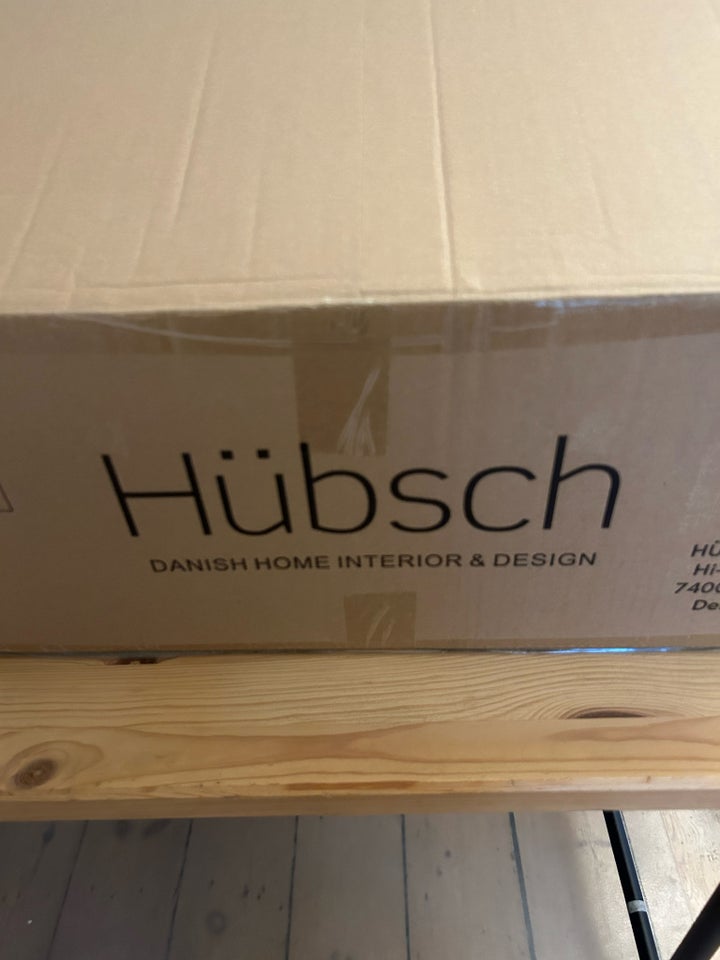 Væglampe Hübsch