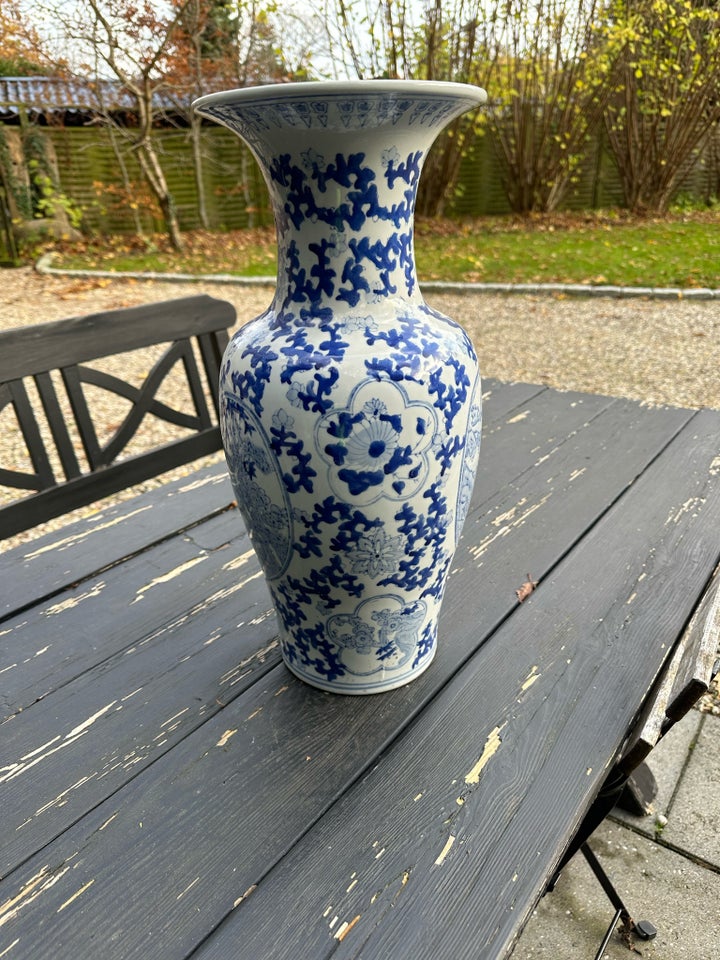 Vase