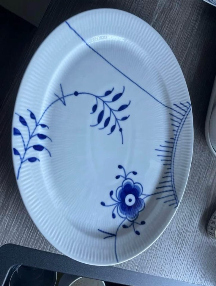 Porcelæn, Serveringsfad, Royal