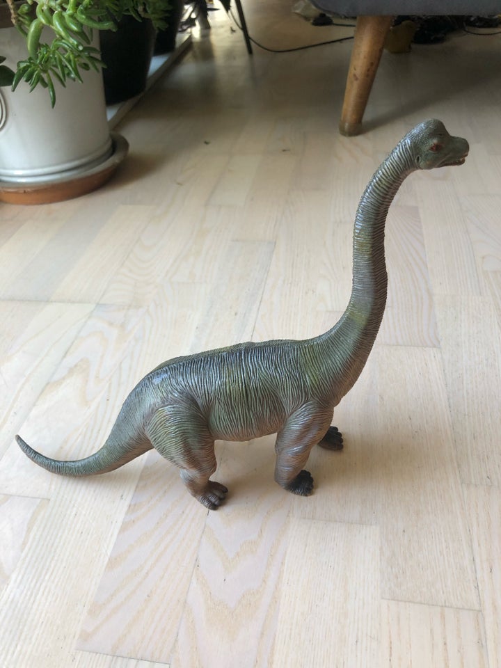 Blandet legetøj, Stor dinosaurus