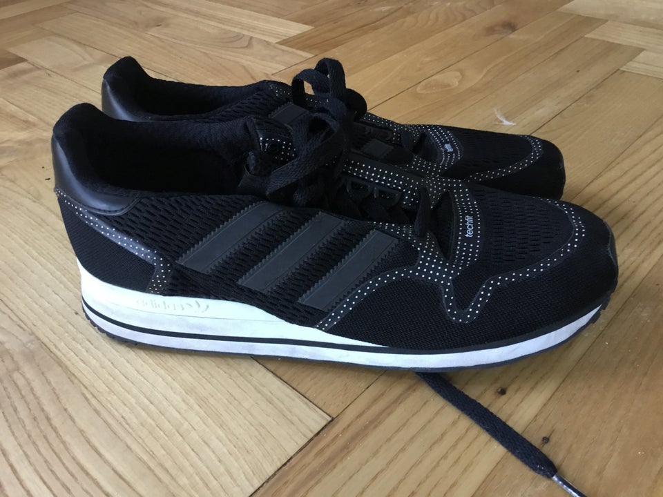 Sneakers, str. 42, Adidas