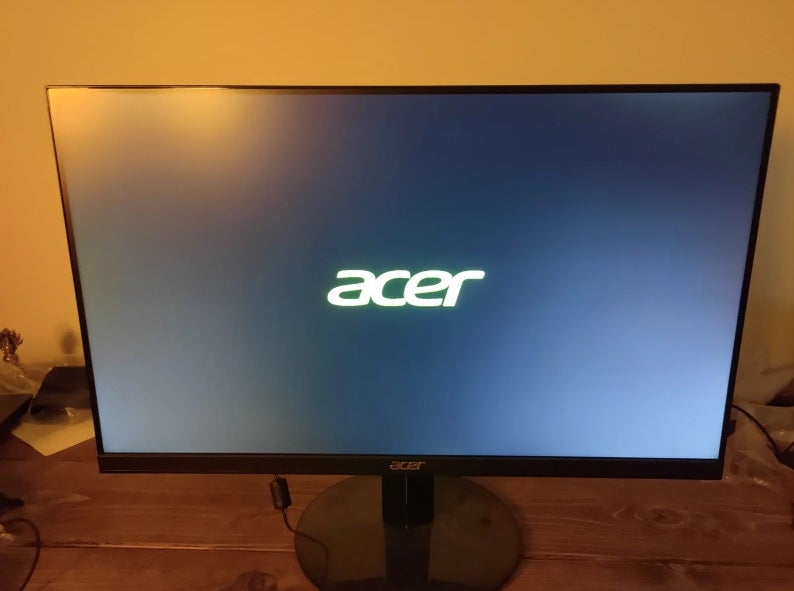 Acer, sa240y