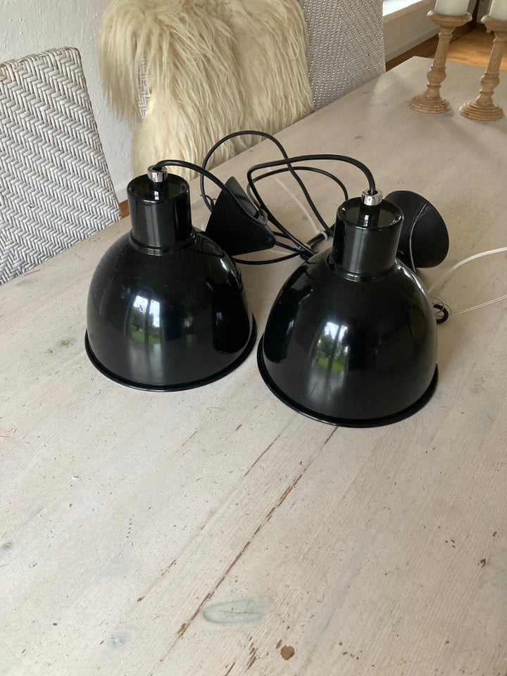 Anden loftslampe, Nordlux