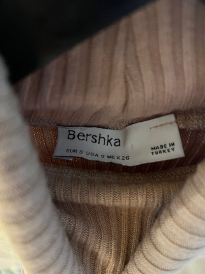 Sweatshirt Bershka str 34