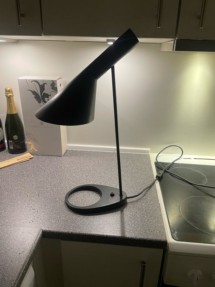 Lampe Arne Jacobsen Its koral