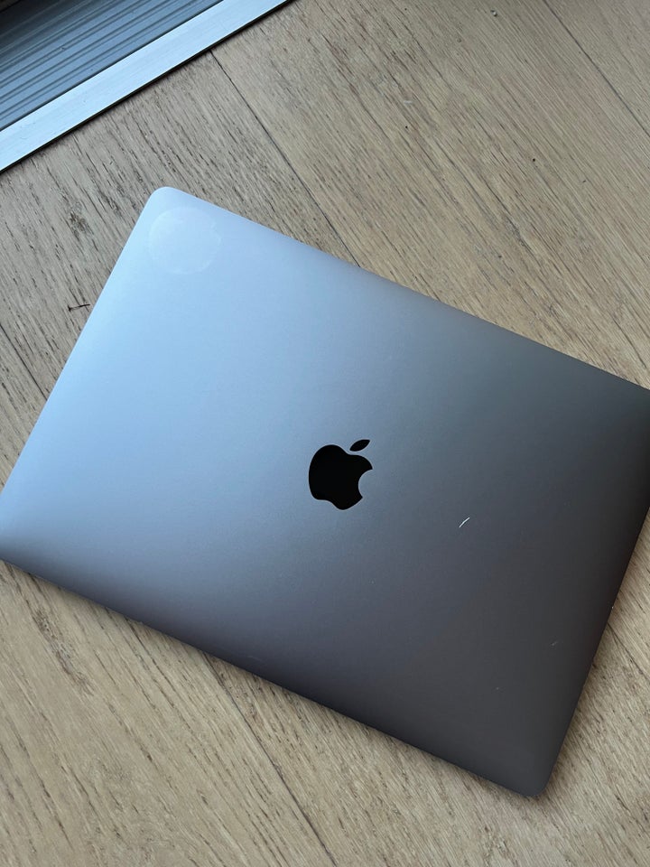 MacBook Pro Apple MacBook Pro 13"