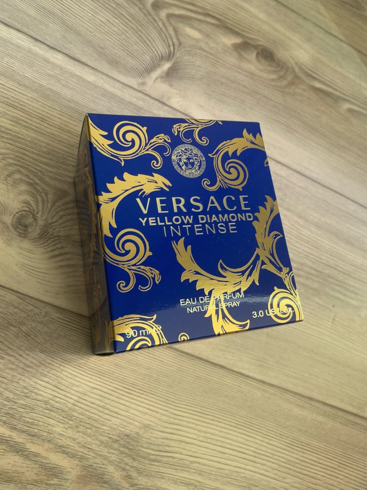 Eau de parfum, Versace diamond