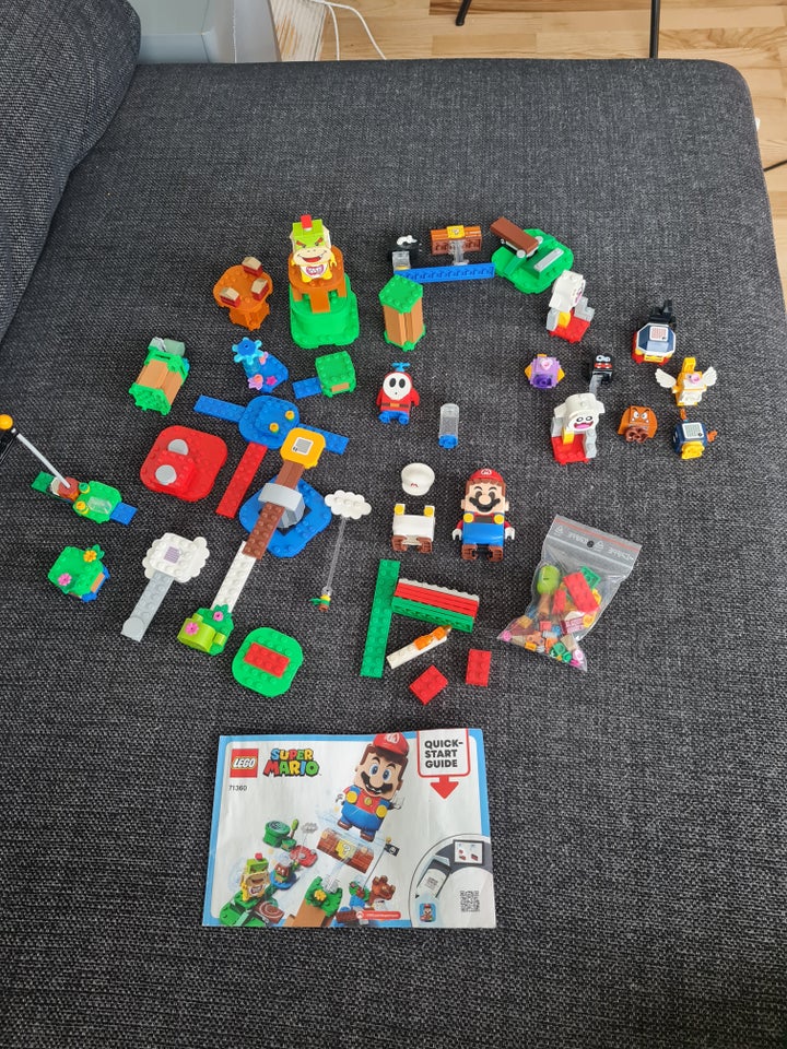 Lego Super Mario