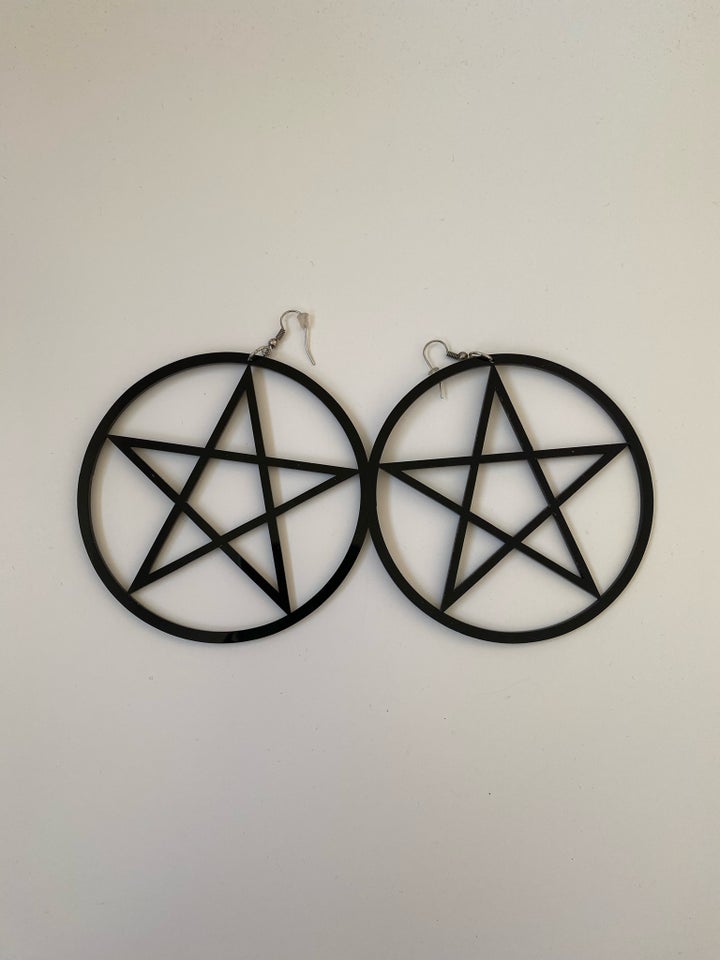 Øreringe, Goth pentagram