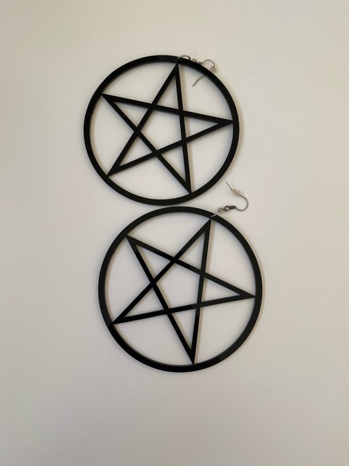 Øreringe, Goth pentagram