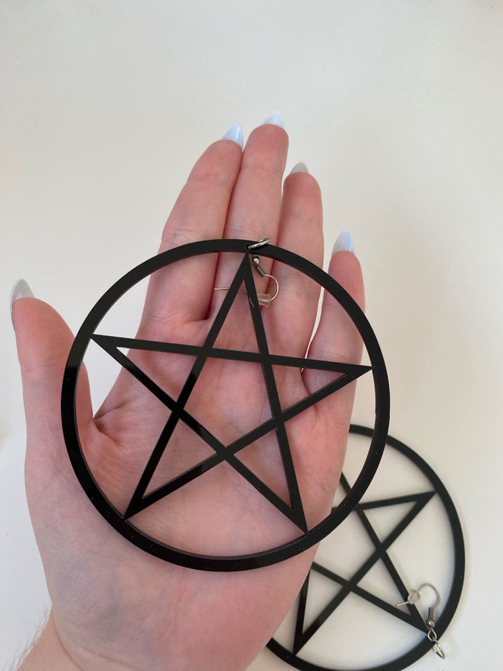 Øreringe, Goth pentagram