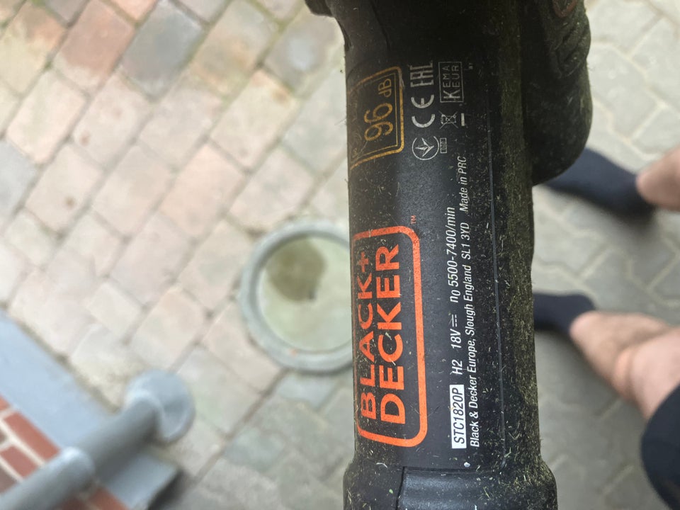 Græstrimmer Black and decker