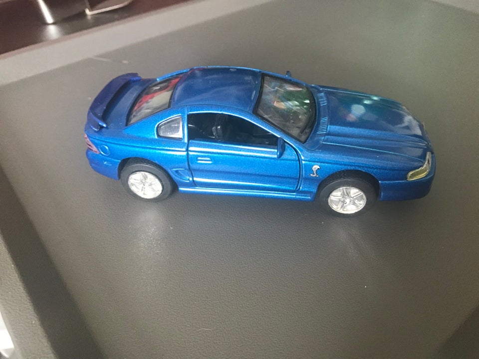 Modelbil, skala 1:32