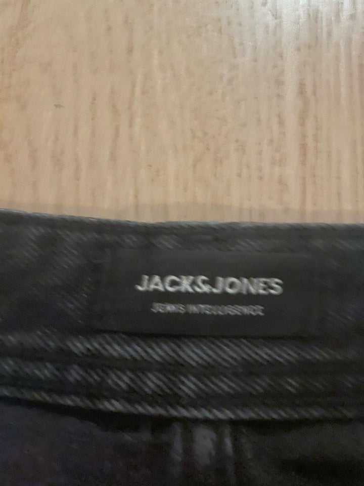 Bukser, Jack and jones , str. findes