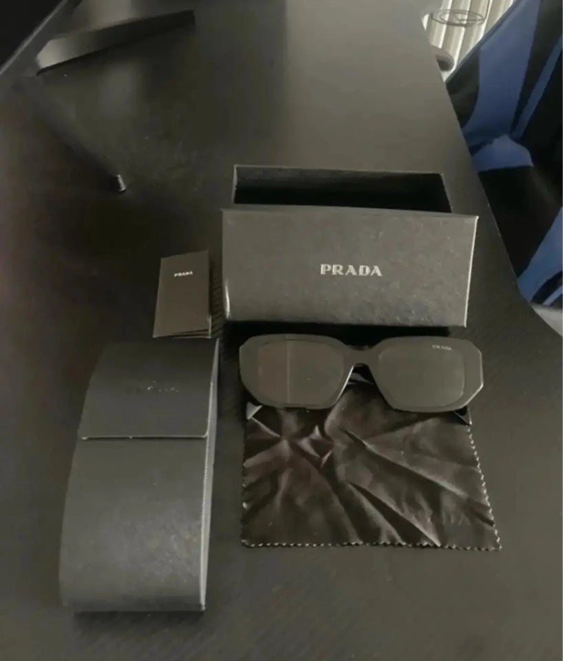 Solbriller unisex, Prada